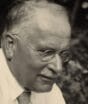 Carl Jung e a psicologia: “Sapatos que ficam bem numa pessoa são pequenos para uma outra; não existe uma receita para a vida que sirva para todos”