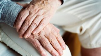 População deve envelhecer cada vez mais nas próximas décadas (Foto: Freepik)