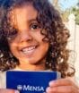 Quem é a menina prodígio que, aos dois anos de idade, já possuía um QI semelhante ao de Einstein?