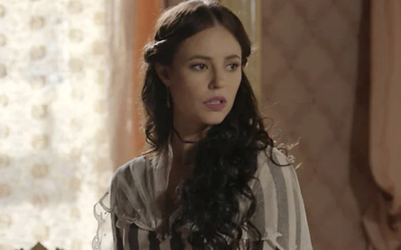 Melissa (Paolla Oliveira)