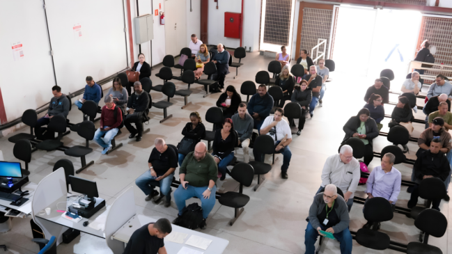 Mutirão do Emprego em Santos abre mais de 180 vagas com oportunidades para quem tem mais de 50 anos