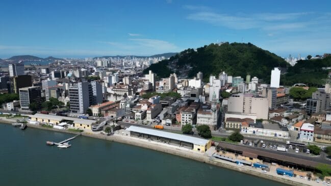 Vista aérea do trecho do Arcos do Valongo, no Centro Histórico de Santos