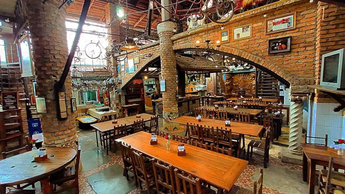 Imagem do interior de um dos ambientes do complexo O Velhão