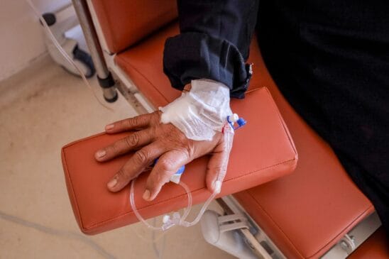 Nova terapia contra o câncer é aprovada pelo SUS; saiba quem tem direito e quando chega