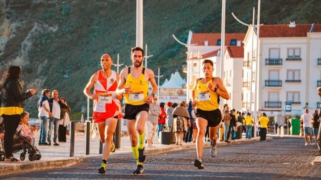 É possível ganhar massa sem atalhos? Especialista analisa os riscos de trocar o acompanhamento individualizado por dicas de influenciadores e reforça o papel da medicina esportiva para além dos atletas de elite/Pexels