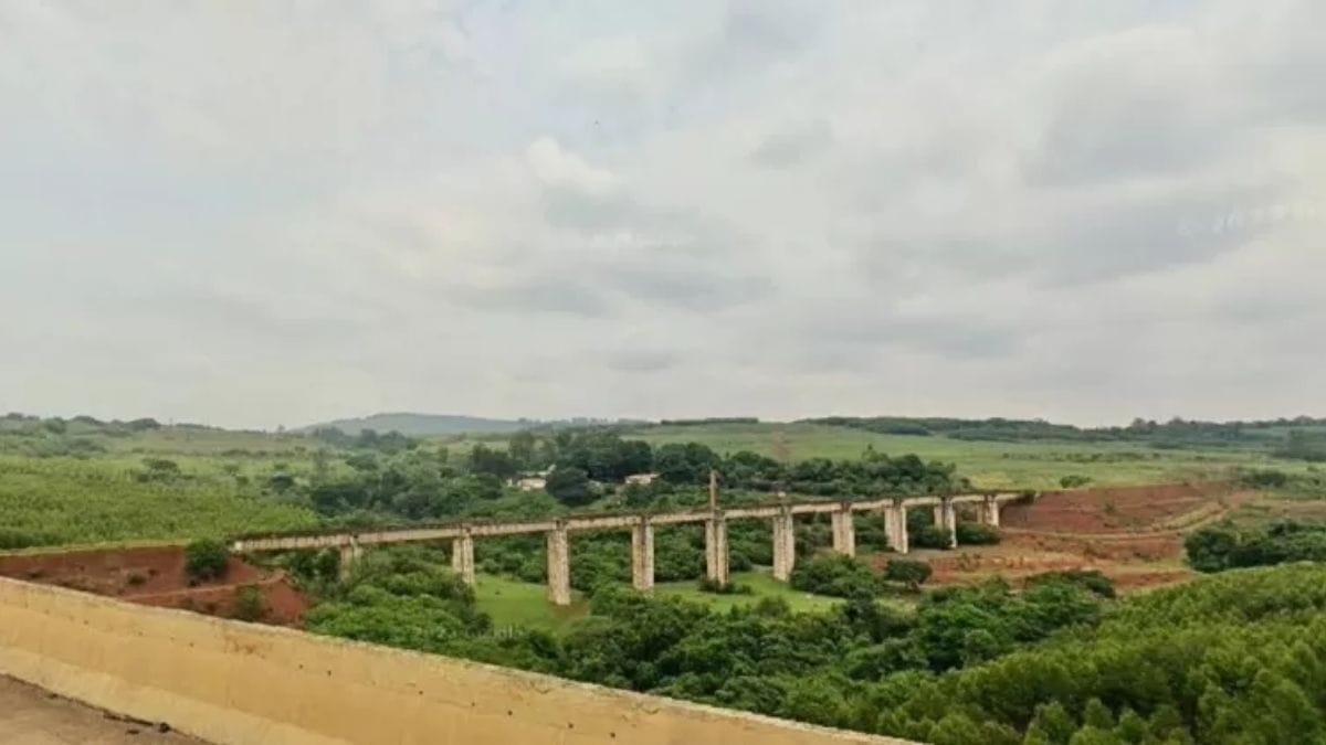 Registro da Ponte do Esqueleto e da área ao redor