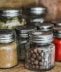 Potes magnéticos substituem frascos de tempero para 2027; veja como organizar a cozinha
