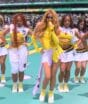 Não foi a Shakira? Aparência da cantora na abertura da Copa do Mundo intriga internautas
