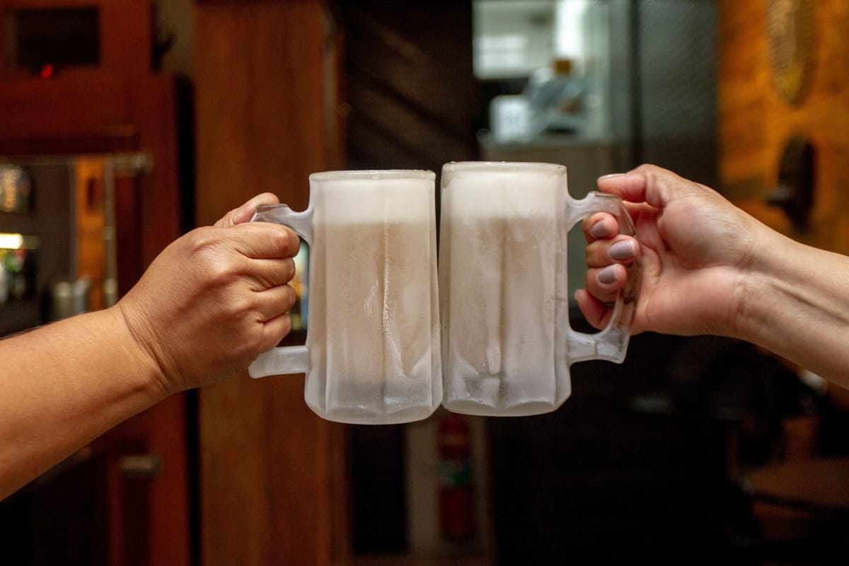 Brinde com cerveja