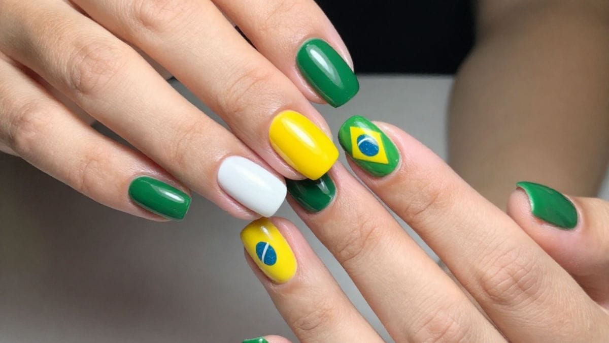 Montagem com diferentes estilos de unhas decoradas inspiradas nas principais tendências de manicure do inverno de 2026