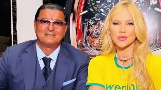 Vestindo a camisa de sua marca de cosméticos, a empresária cumpre agenda em Nova York, onde também integra a equipe de cobertura da Copa do Mundo no ‘Domingão com Huck'/Redes Sociais