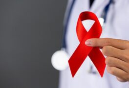 Desde 1980, foram diagnosticados 1.011.617 casos de aids no Brasil - e a boa notícia é que o número de casos de aids vem caindo desde 2013