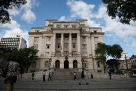 O texto já havia sido debatido de forma preliminar durante sessão ordinária ocorrida em setembro do ano passado e foi colocado em primeira discussão na última quinta