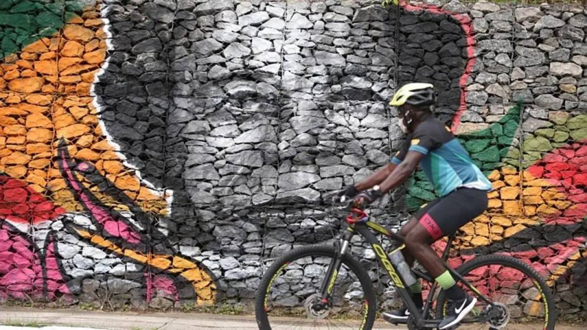 No aniversário de seu salto memorável, Aida ganhou um mural de 30 metros no Caminho Niemeyer feito pelo artista plástico Marcelo Lamarca