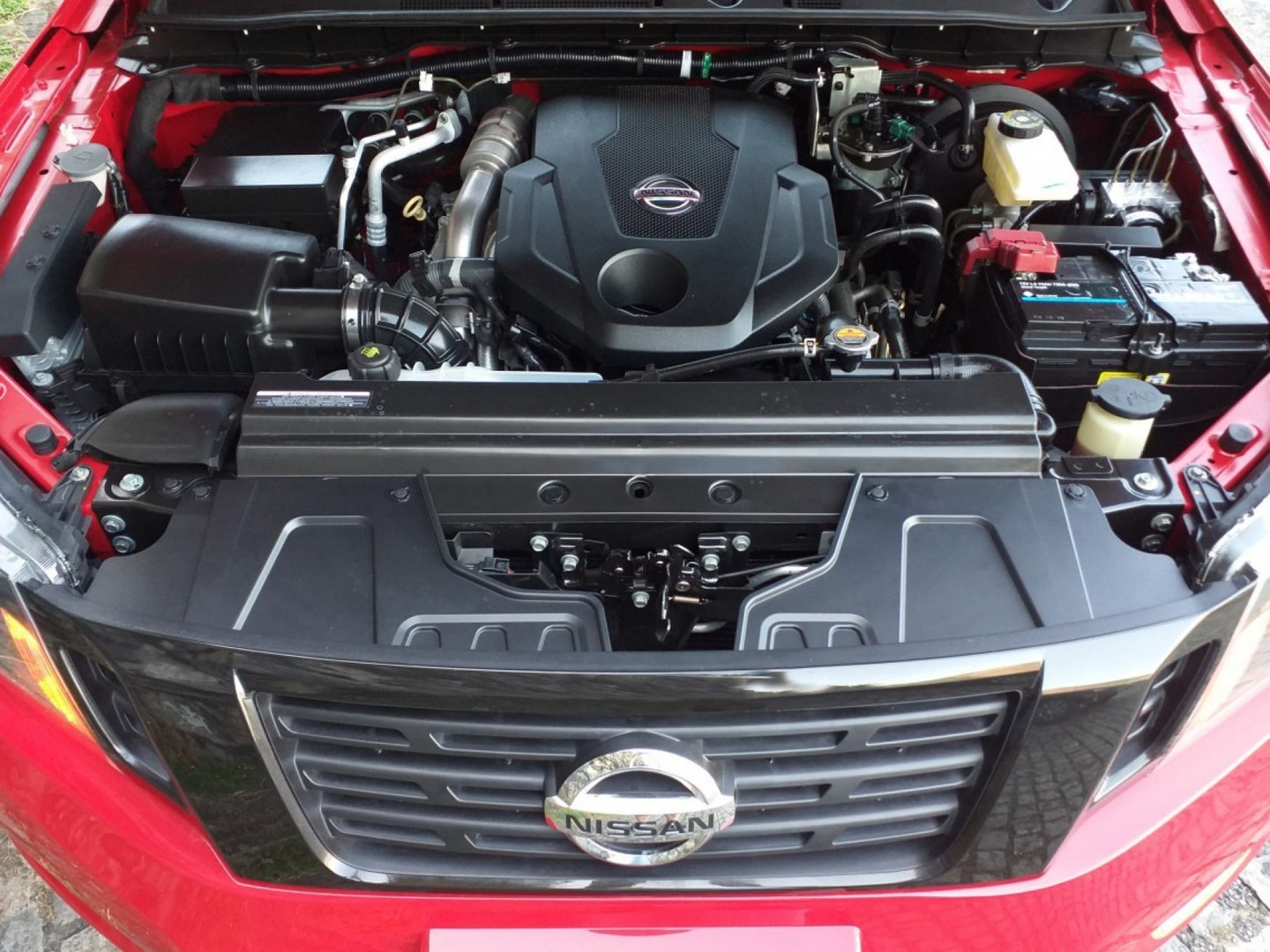 O motor da Attack 4x4 é um 2.3 de quatro cilindros e 16 válvulas, com câmbio automático de 7 marchas com função manual