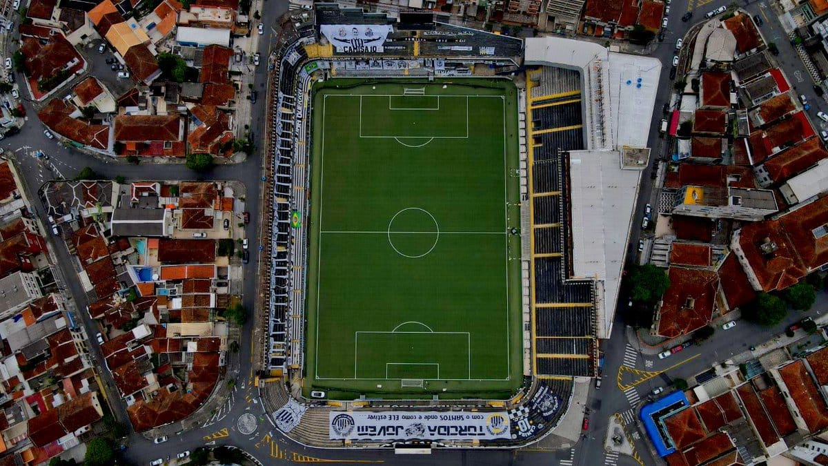 Vista aérea da Vila Belmiro, em Santos