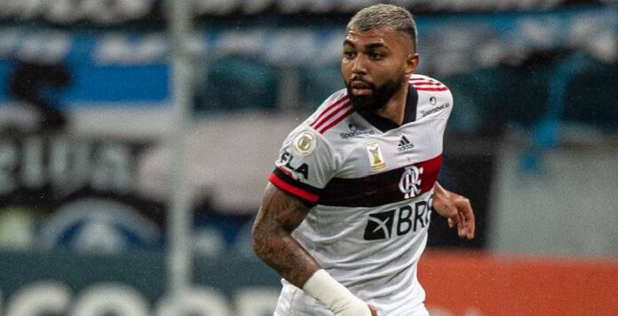O Flamengo teve um gol anulado por impedimento no limite contra o Athletico, pela Copa do Brasil, em 12 de julho
