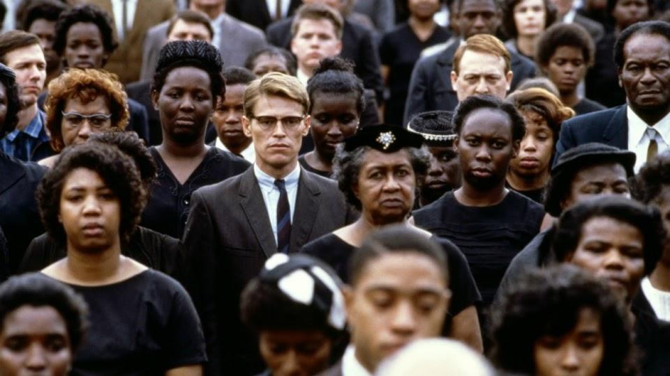Willem Dafoe em 'Mississipi em chamas' (1988)