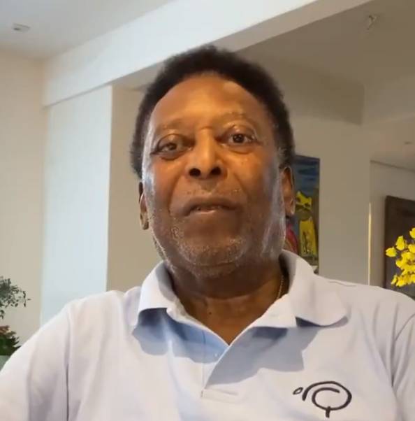 Pelé está internado desde o dia 30 de agosto para a retirada de um tumor no cólon