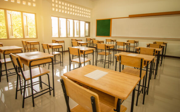 Na Diretoria de Ensino de Santos são 110 vagas e, de São Vicente, 64