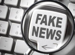 Com o tema "Quem espalha fake news espalha destruição", a campanha aborda o impacto do problema no dia a dia da população
