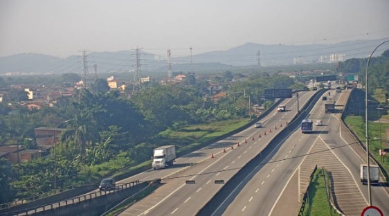 Nas noites de segunda (24) e quinta-feira (27), entre 23h30 e 5h30, a pista norte da rodovia dos Imigrantes será bloqueada