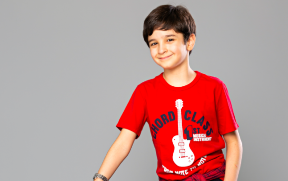 Gustavo Saldanha é fã de Beatles e toca mais de 7 instrumentosGustavo Saldanha é fã de Beatles e um prodígio musical, já toca mais de 7 instrumentos e canta mais de 100 músicas