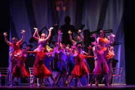 A montagem da Cia. de Dança de Cubatão traz uma trilha musical muito especial, com grandes sucessos nacionais
