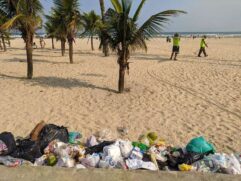 Durante o feriado, foram recolhidas 368 toneladas de lixo da orla de Praia Grande