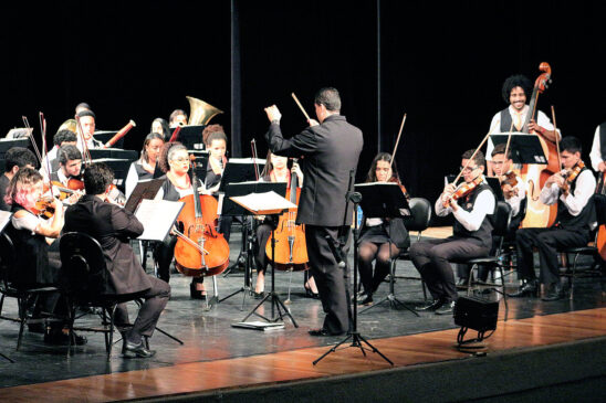 Projeto Orquestra Cubatão Sinfonia Ano IV é realizado pela Associação de Músicos da Banda Sinfônica
