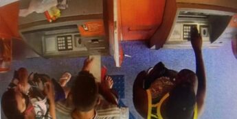 Através de análise de imagens de câmeras de segurança dos bancos, os policiais confirmaram a participação do trio