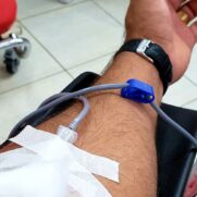 Barbearia de Praia Grande lança campanha para doação de sangue