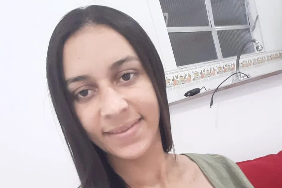 Samara Maria da Silva foi vítima de bala perdida no Morro do Pacheco, em Santos