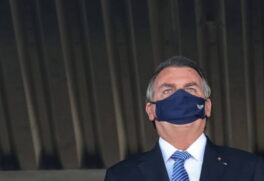 Passaporte da Vacina: Bolsonaro quer que apenas governo decida sobre o tema
