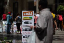 Saldo de vagas de emprego formais criados é 13% menor do que o registrado um ano atrás