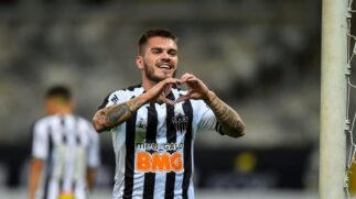 Meia de origem, Nathan já atuou como volante, ponta e falso 9