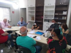 Problemas foram levados ao gerente regional da CDHU, que abrange 27 cidades, José Ernesto Furtado de Oliveira