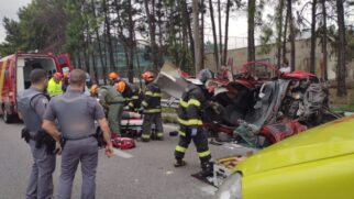 Engavetamento na Anchieta se deu por volta das 9h30 da manhã desta segunda-feira