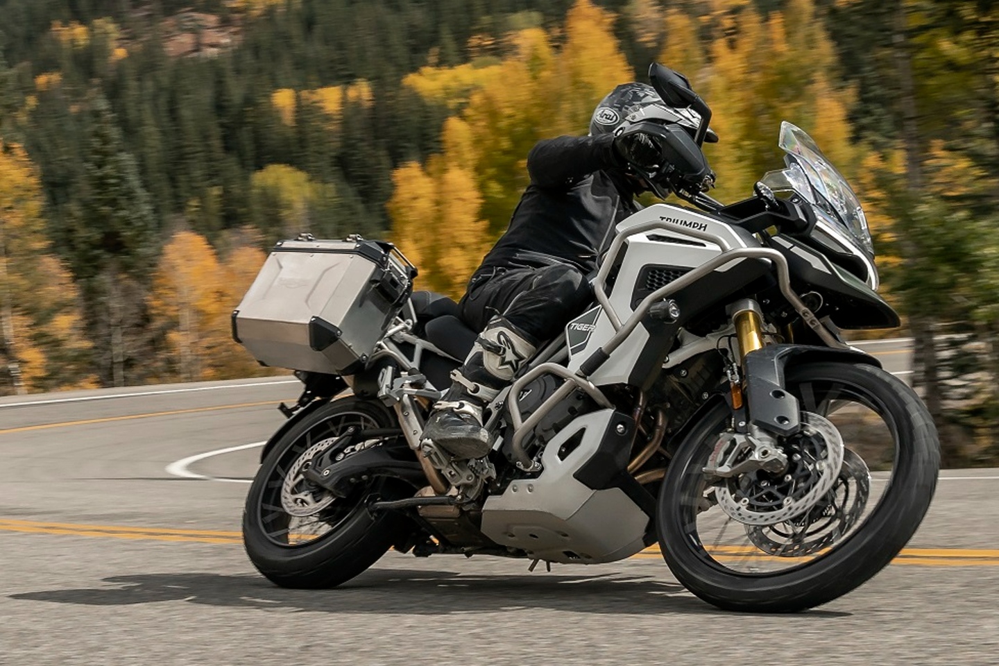 A Triumph apresenta, pela primeira vez, uma Tiger equipada com tanque de combustível de 30 litros na Rally Explorer