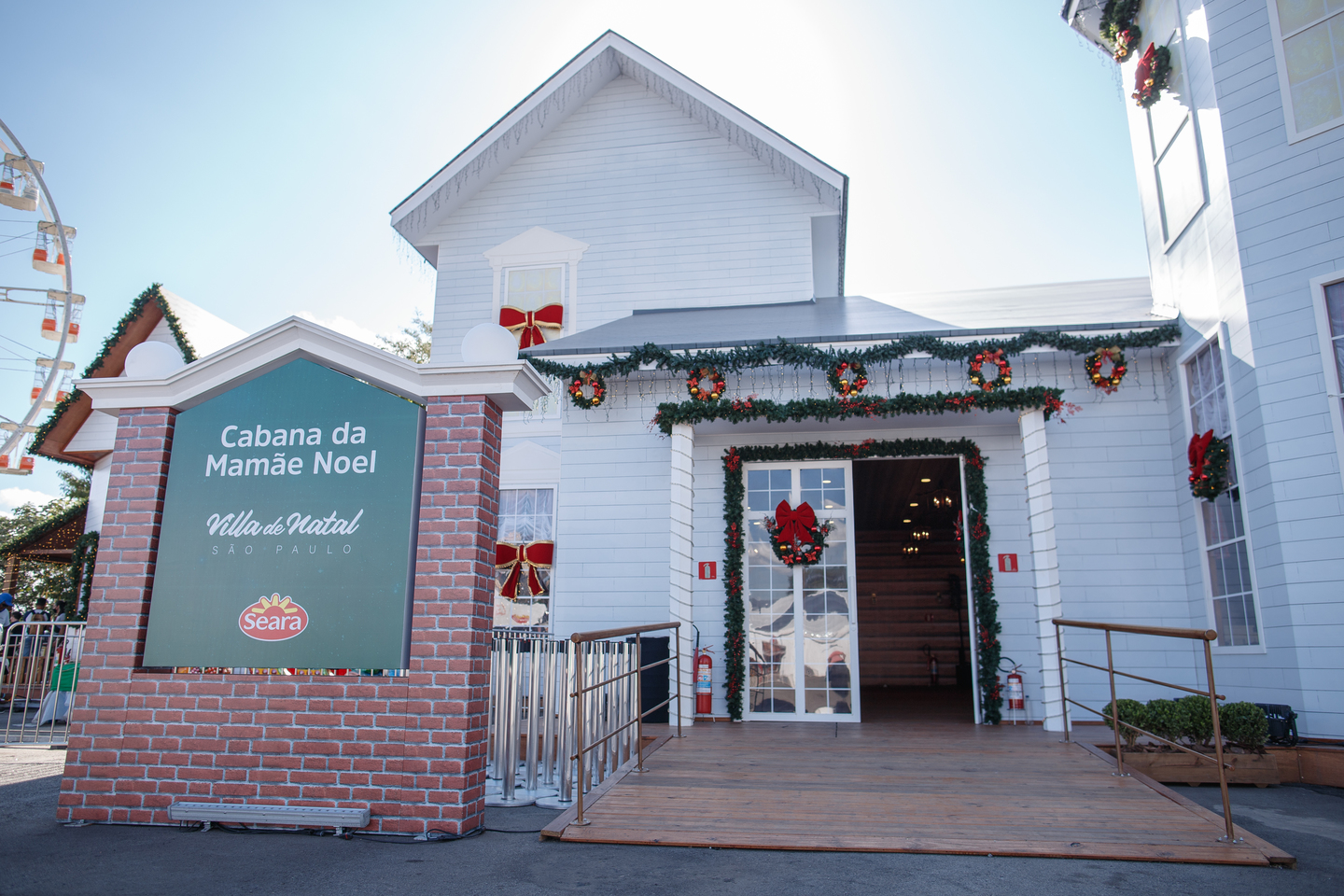 Cabana da Mamãe Noel é uma das atrações da Villa de Natal do Parque Villa Lobos