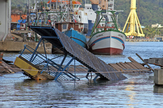 No documento, os pescadores lembraram do acidente recente envolvendo um navio e o atracadouro da balsa lado Guarujá