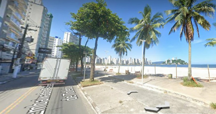 Prova esportiva interdita avenida Embaixador Pedro de Toledo, em São Vicente, neste domingo (19)