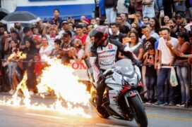 Show da equipe Força & Ação é organizado pela Sanmell Motos