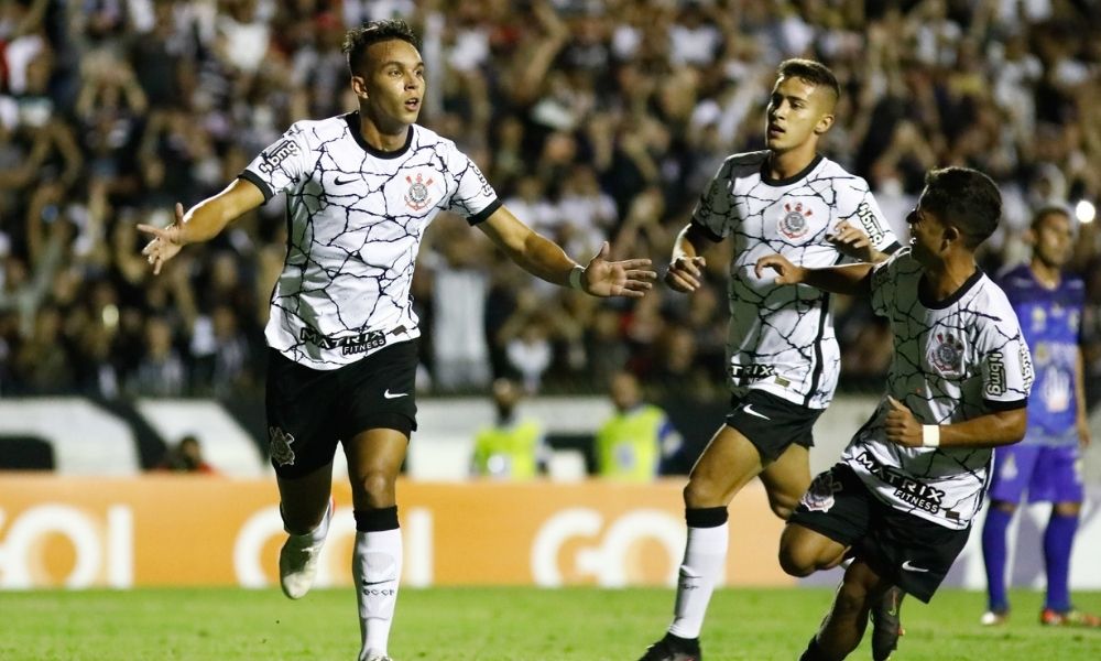 A apresentação de atestados médicos cresceu nos dias após os jogos de futebol das últimas semanas