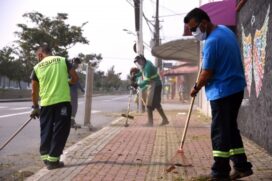 Mutirao de limpeza urbana PG