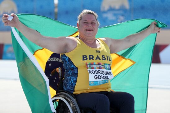 Beth bateu o recorde mundial da modalidade em novembro