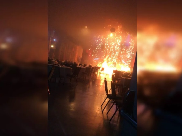 Incêndio se alastrou rapidamente por uma área chamada Dragon Bar, no Mavsa Resort, em Cesário Lange (SP)