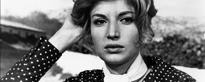 Monica Vitti em cena do filme 'A Aventura '