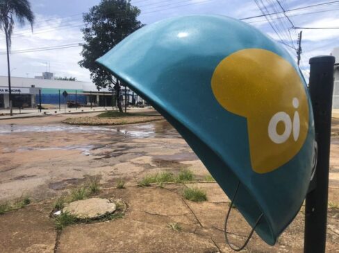 Orelhão da Oi