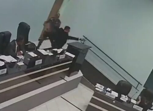 Vereador apontou arma contra colega de Câmara durante sessão